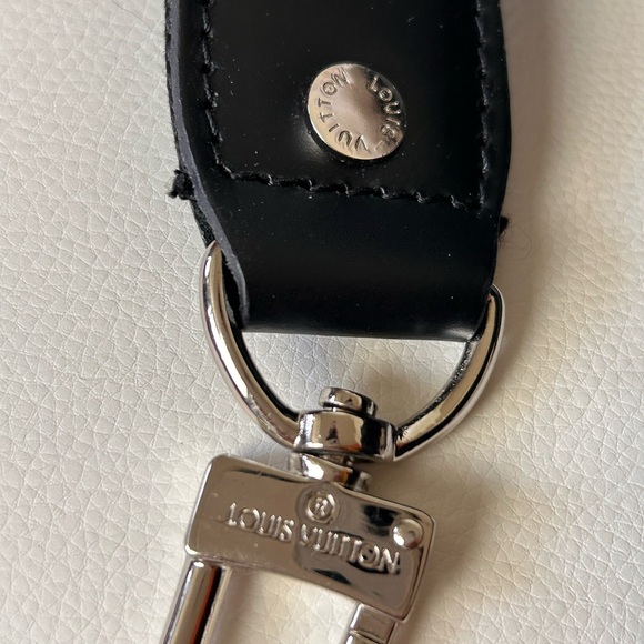 LV Louis Vuitton Graphite Shoulder Bag Checkered Graphite (Men’s) - Picture 5 of 10